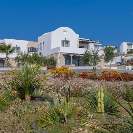 Desiterra & Hotel Fira (Santorini)