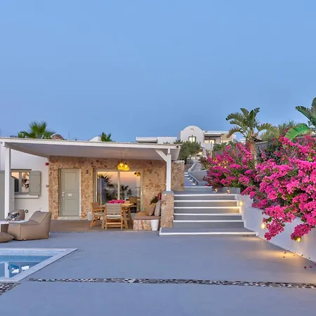 Desiterra & Hotel Fira (Santorini)