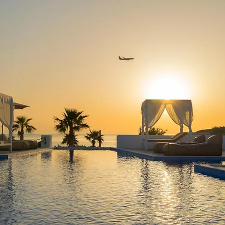 Desiterra & Fira (Santorini)