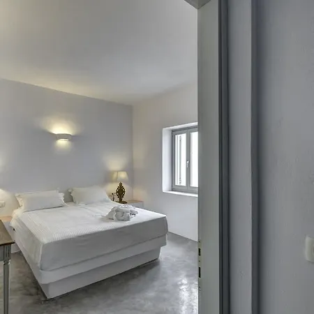 Desiterra & 5* Fira (Santorini)