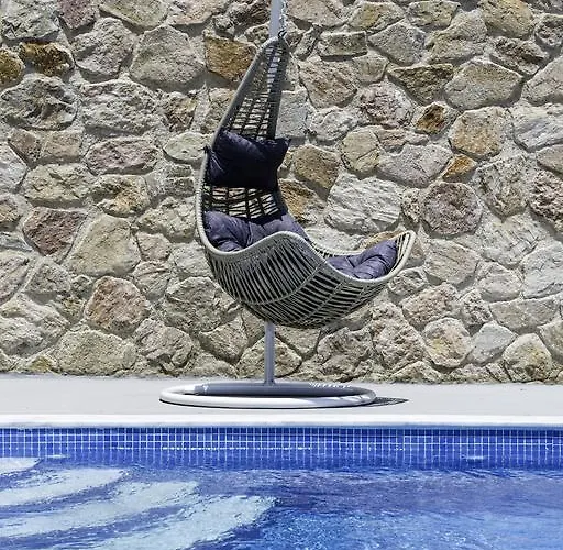 Desiterra & Fira (Santorini)